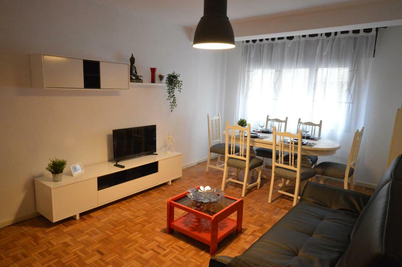 Apartamento Fleta Apartment Сарагоса Екстериор снимка