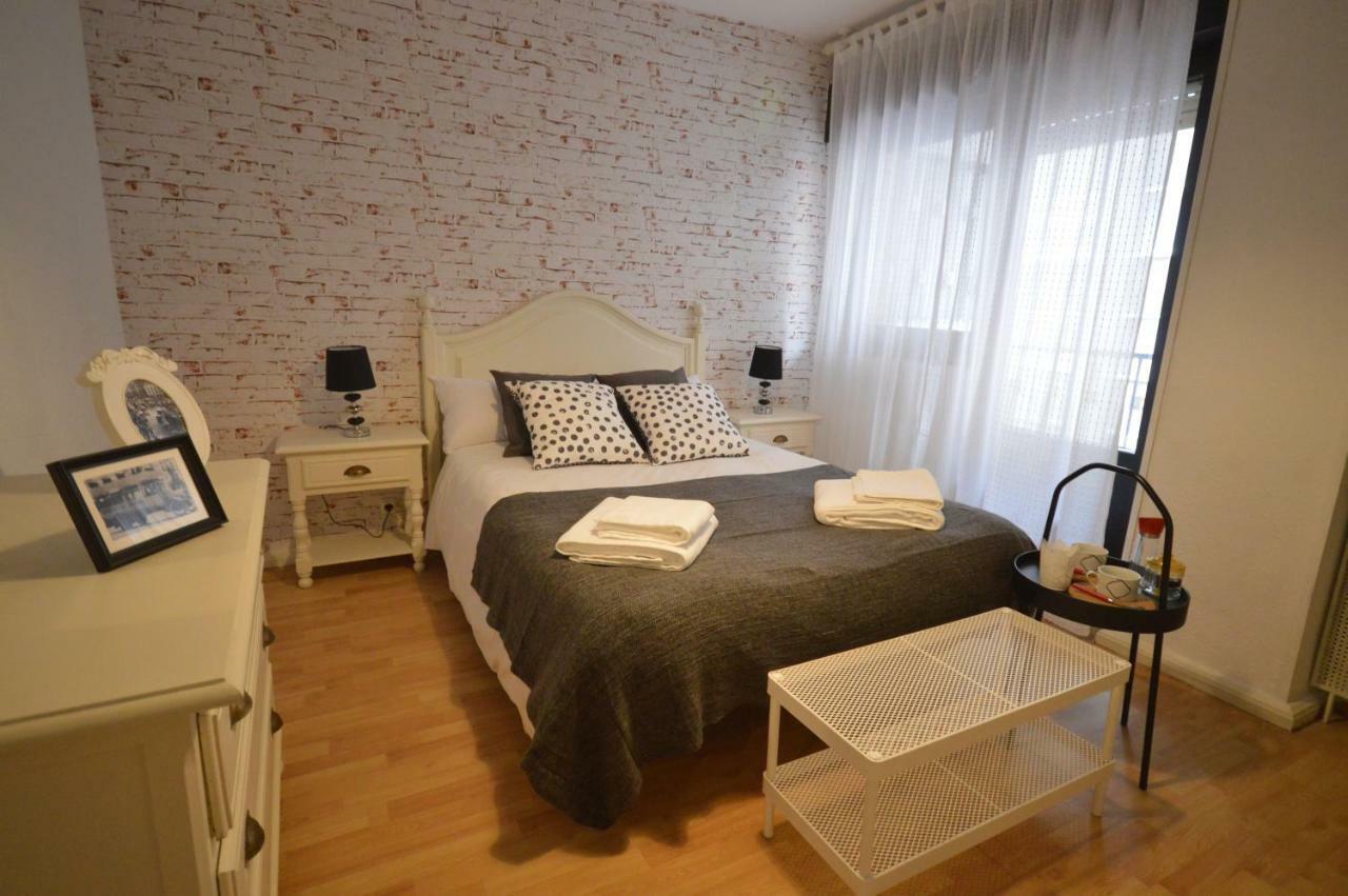 Apartamento Fleta Apartment Сарагоса Екстериор снимка