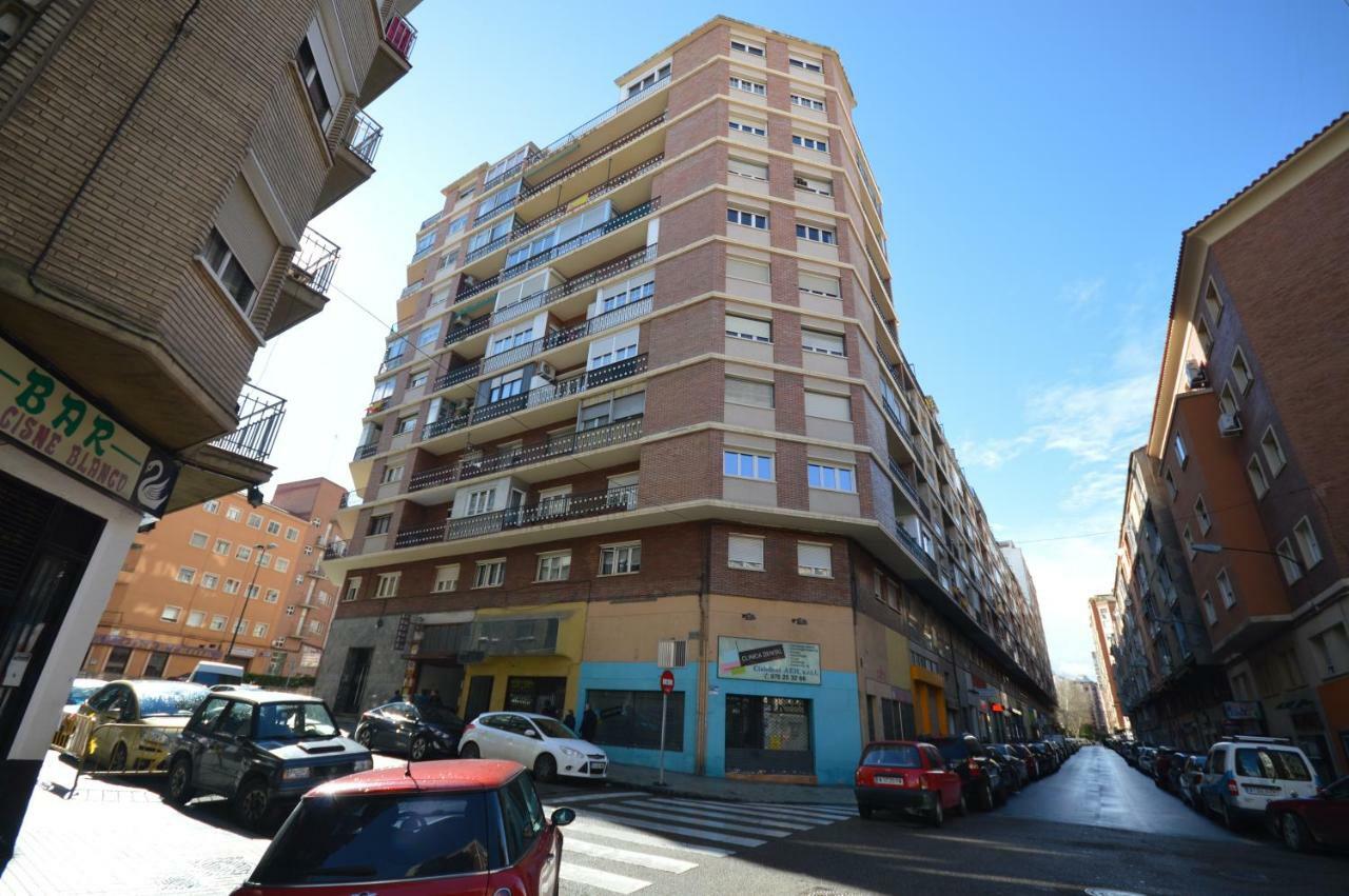 Apartamento Fleta Apartment Сарагоса Екстериор снимка