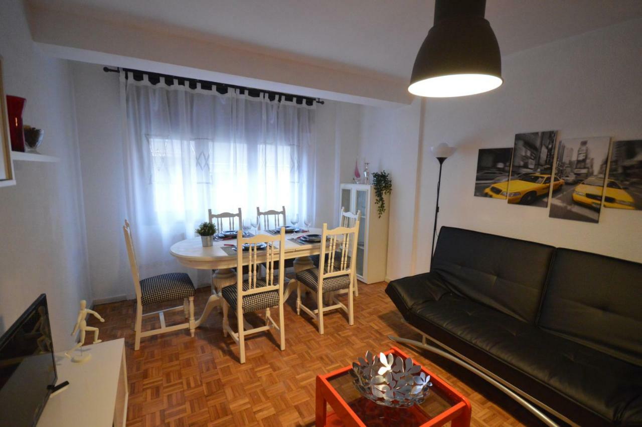 Apartamento Fleta Apartment Сарагоса Екстериор снимка